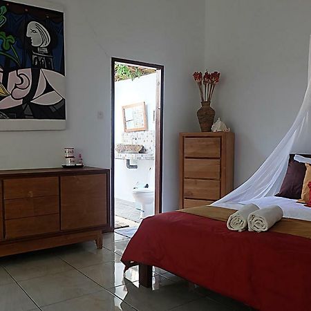 Ayu Hotel Каримунджава Екстериор снимка